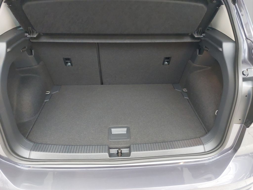 Fahrzeugabbildung Volkswagen T-Cross 1.0 TSI  Life Navi ACC