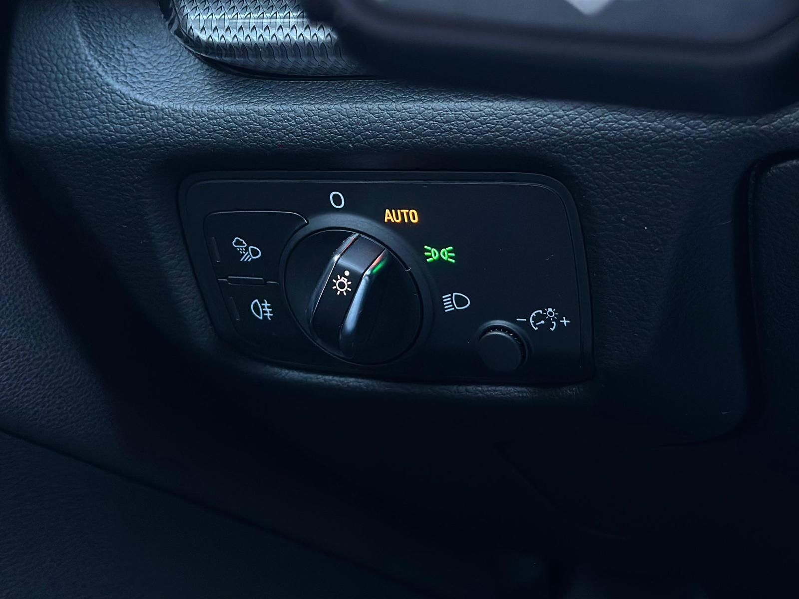 AUDI RS3 2.5TFSI SPORTBACK QUATTRO* LED#TEMPO#SHZ#PDC - Image 18