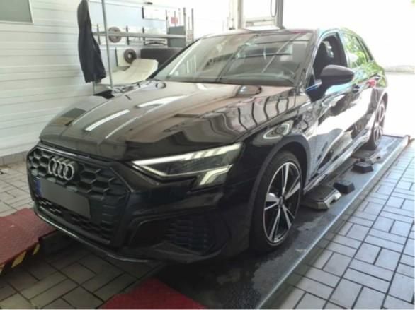 Fahrzeugabbildung Audi A3 Sportback S line 45 TFSIe 180kW S tronic Navi