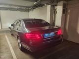 Mercedes-Benz E 200 ELEGANCE Benzin/Unfallfrei/Garagenwagen - Mercedes-Benz E 200: Elegance