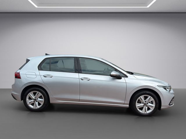 Golf VIII 1.5 eTSI Life DSG SHZ NAVI AHK ACC LED