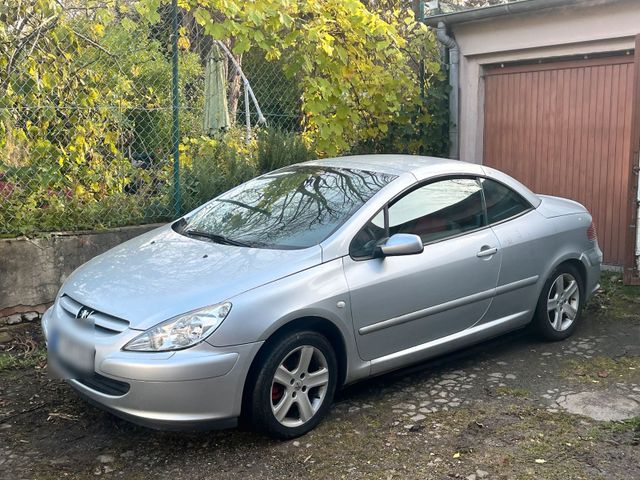 Peugeot 307 CC 2.0 L 16 V Bastler / defekt