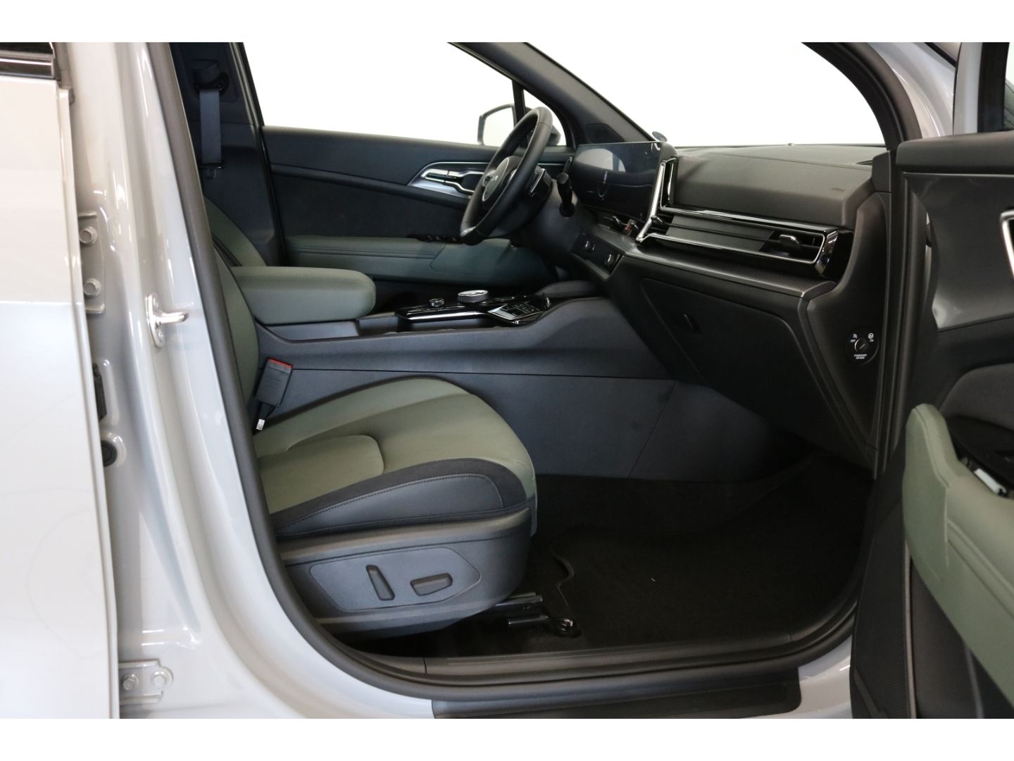 Fahrzeugabbildung Kia Sportage Nightline Edition 1.6 T-GDI Mild-Hybrid