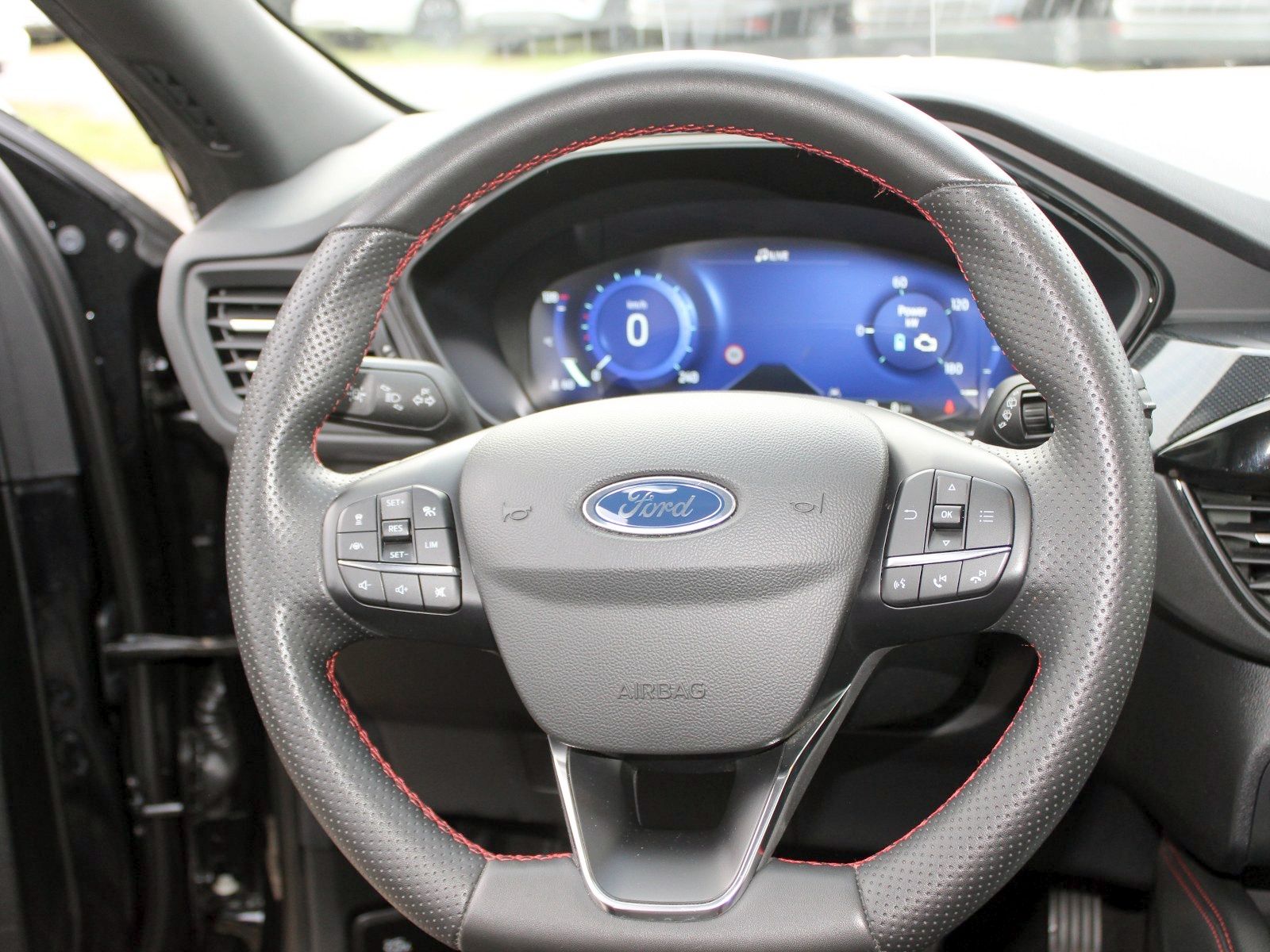 Fahrzeugabbildung Ford Kuga Plug-In Hybrid ST-Line