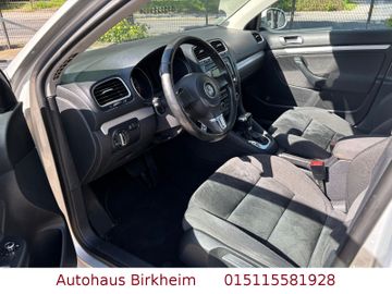 Volkswagen Golf - 11