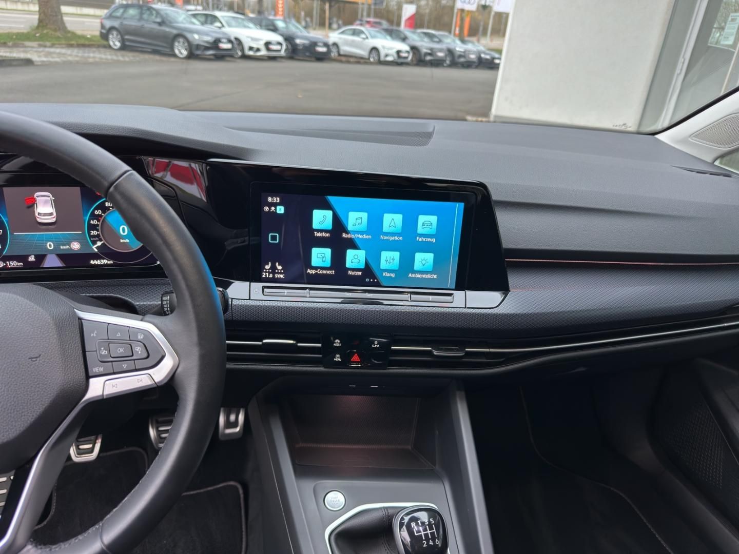 Fahrzeugabbildung Volkswagen Golf United VIII UNITED 1,5 l TSI,Navi,Rückf.-Ka