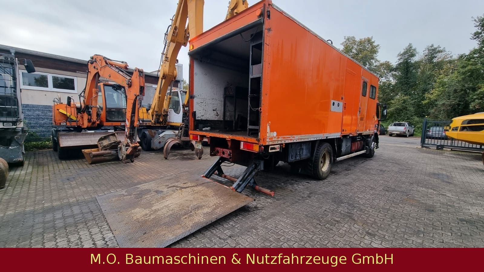 Fahrzeugabbildung Renault Premium 250 DCI / Mannschaftswagen /