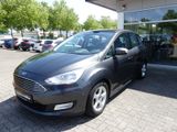 Ford C-Max Titanium - Ford C-Max mit Benzin-Antrieb: Kleinbus