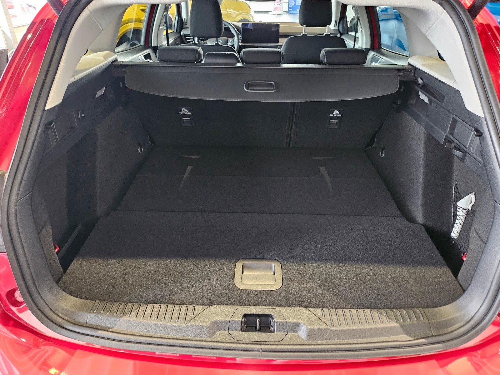 Fahrzeugabbildung Ford Focus Turnier Titanium