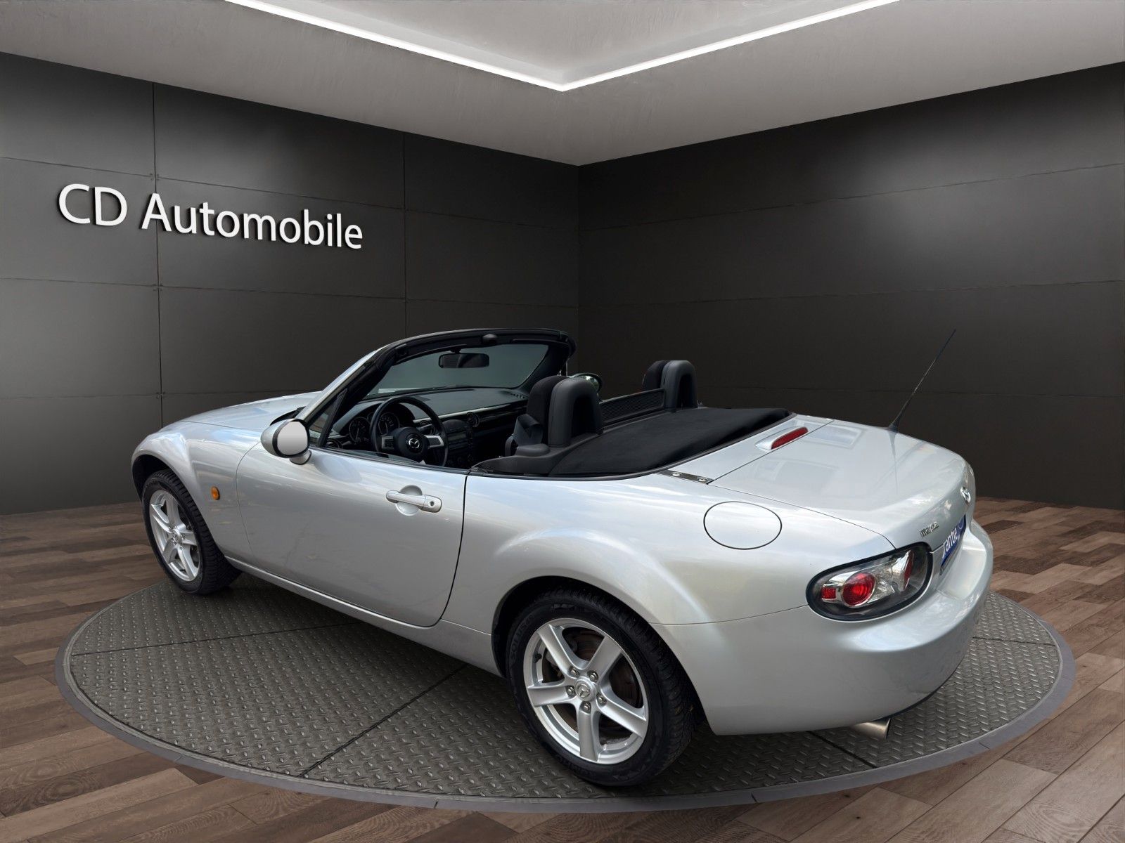 Fahrzeugabbildung Mazda MX-5 1.8 Energy CABRIO/TÜV AU NEU/SERVICE NEU