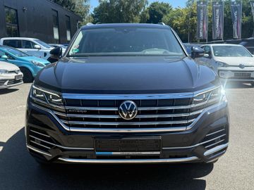 Volkswagen Touareg - 2