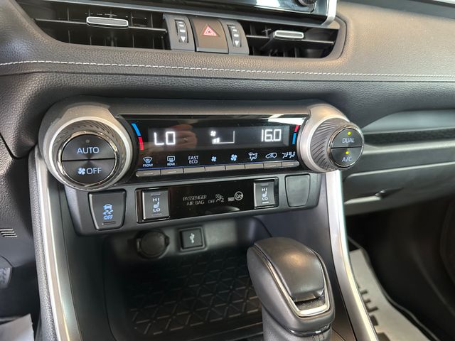 Toyota RAV 4  Hybrid x2 Business Edition *wenig KM !!!*