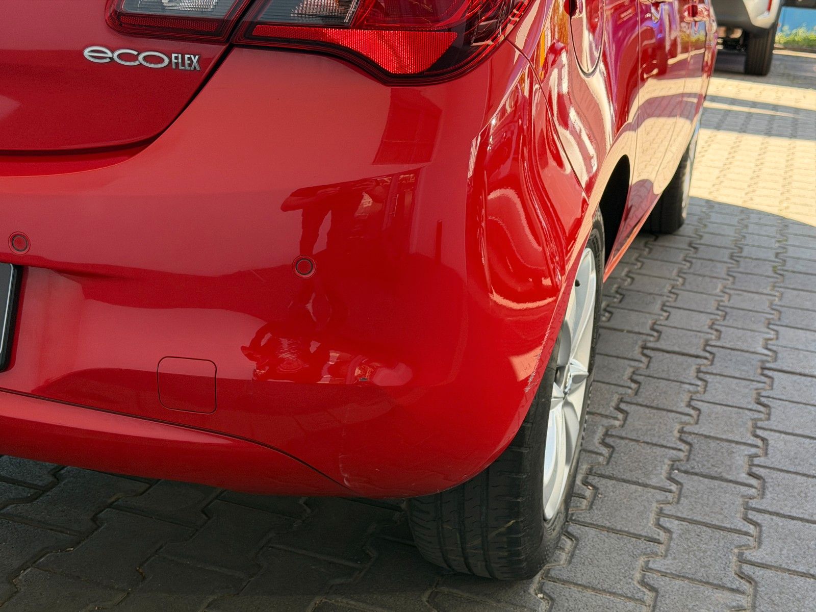 Fahrzeugabbildung Opel Corsa E Drive 90PS PDC/SHZ/LMR!