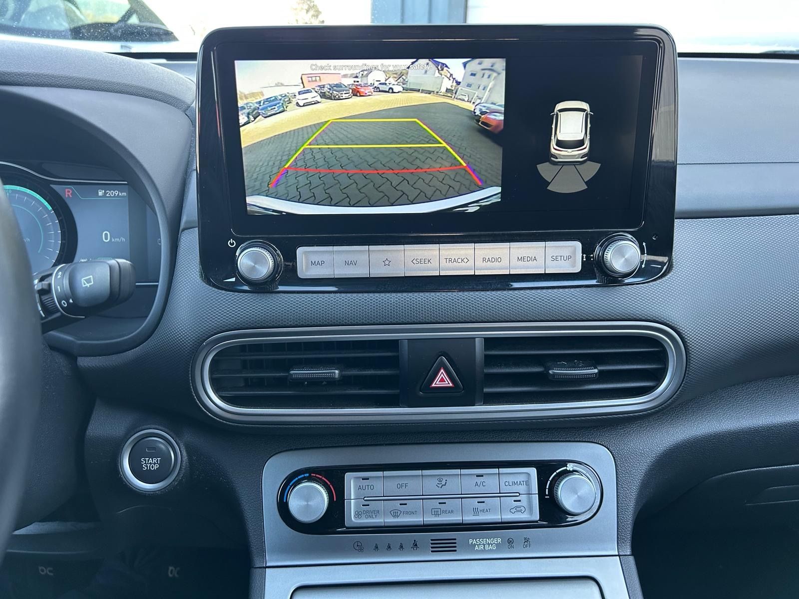 Fahrzeugabbildung Hyundai Kona Business Elektro°64 kWh°LED°Kamera°