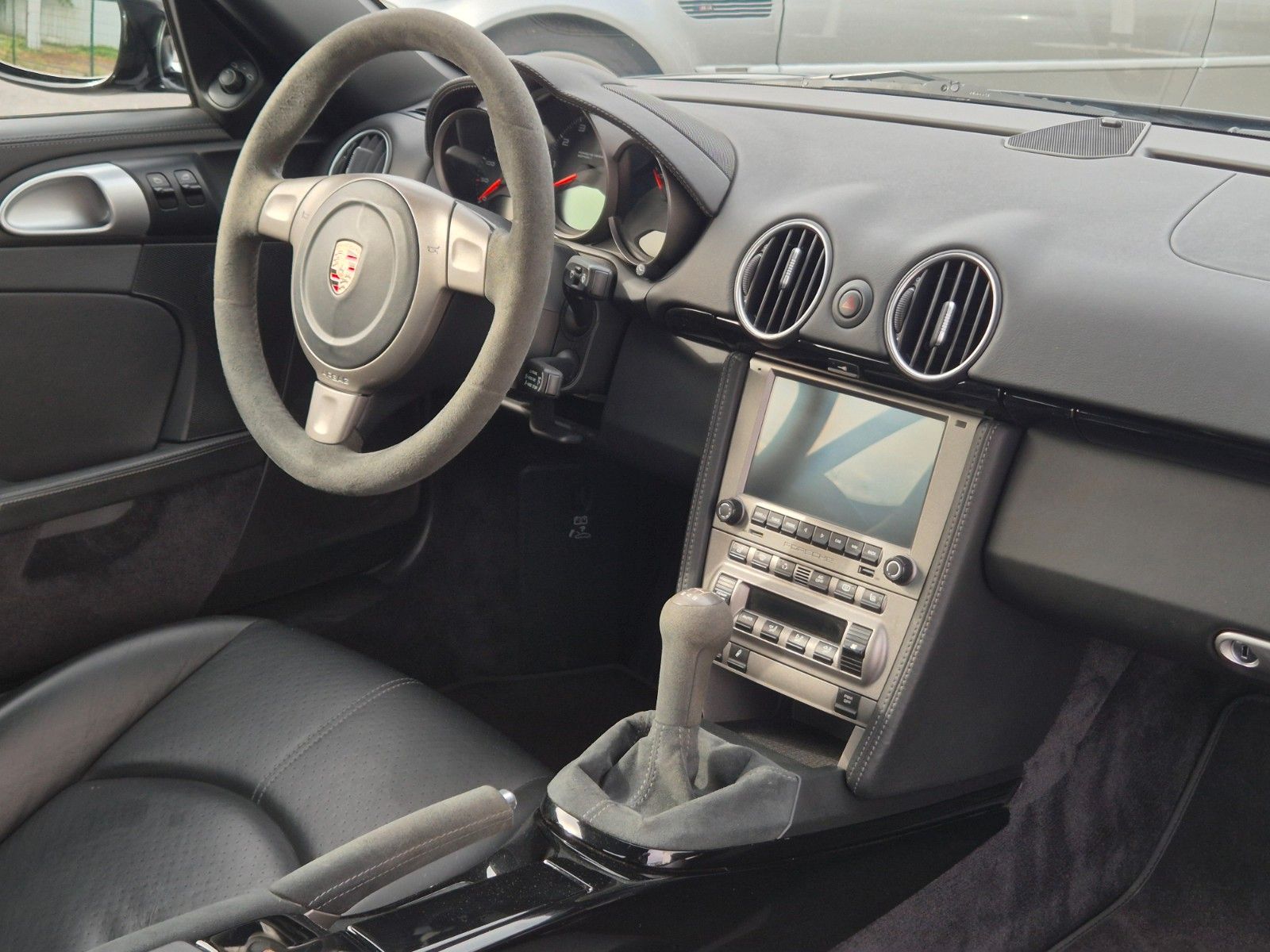 Fahrzeugabbildung Porsche Cayman Porsche Design Edition 1/One of 777
