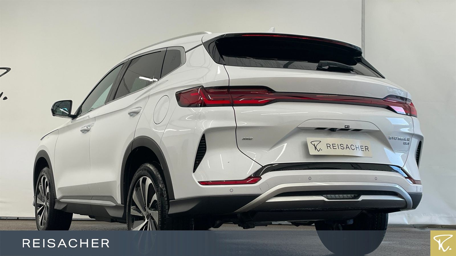 BYD SEAL U