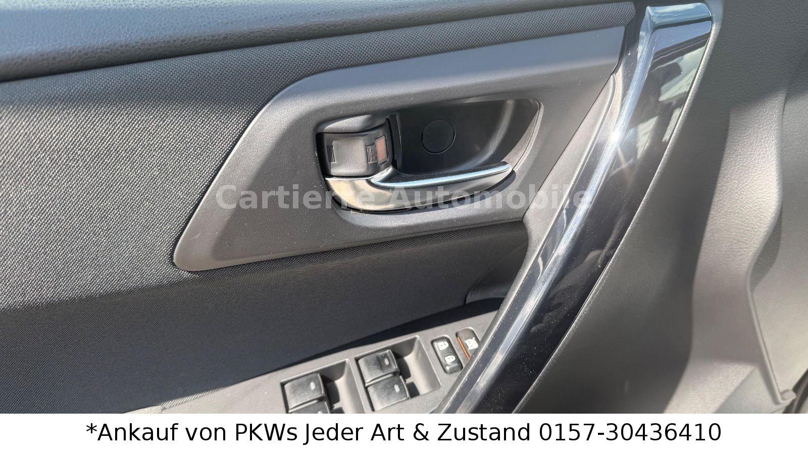 Toyota Auris 2015 — photo 24