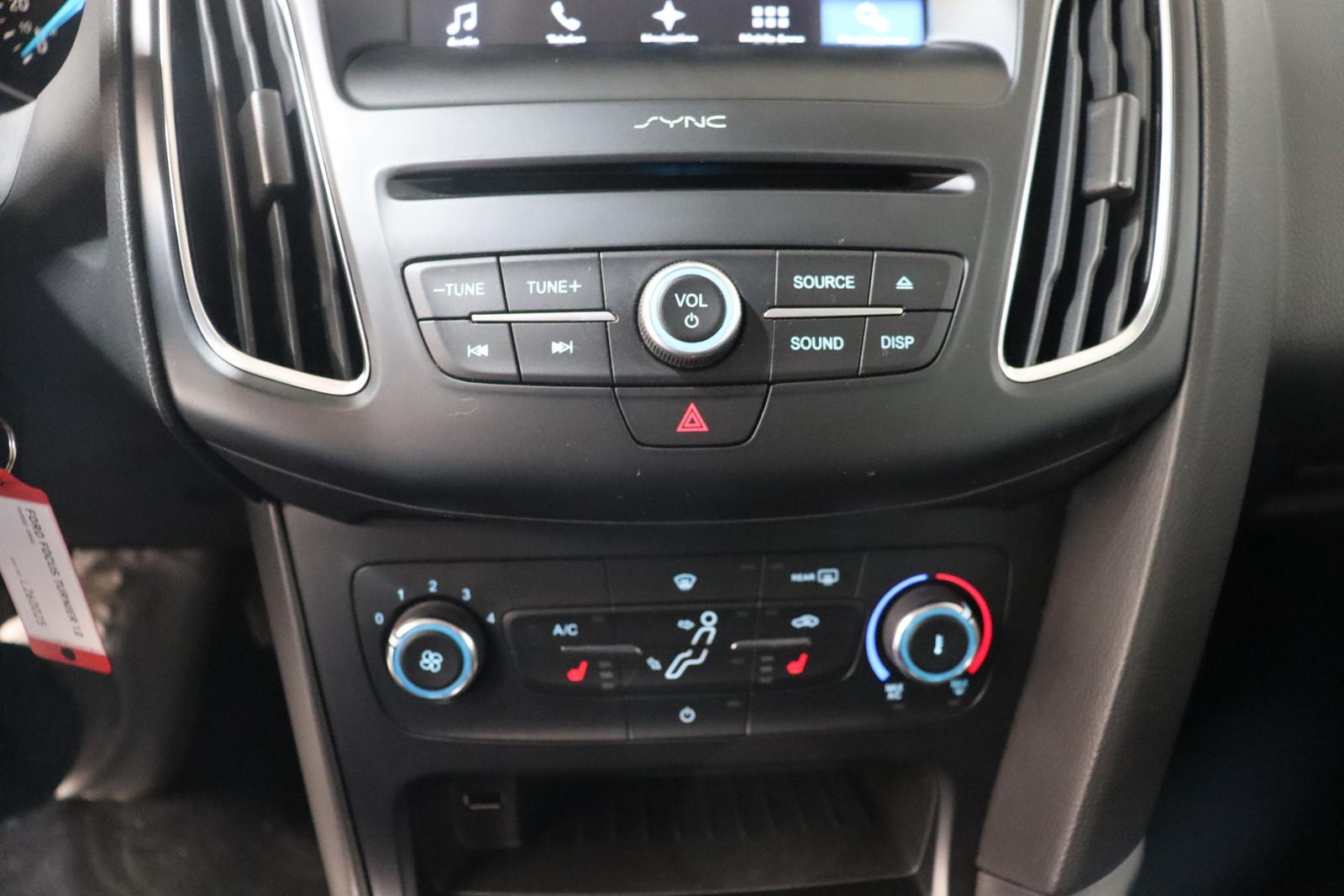 Ford Focus Turnier Business 1.0 EcoBoost NAVI*SHZ*PDC