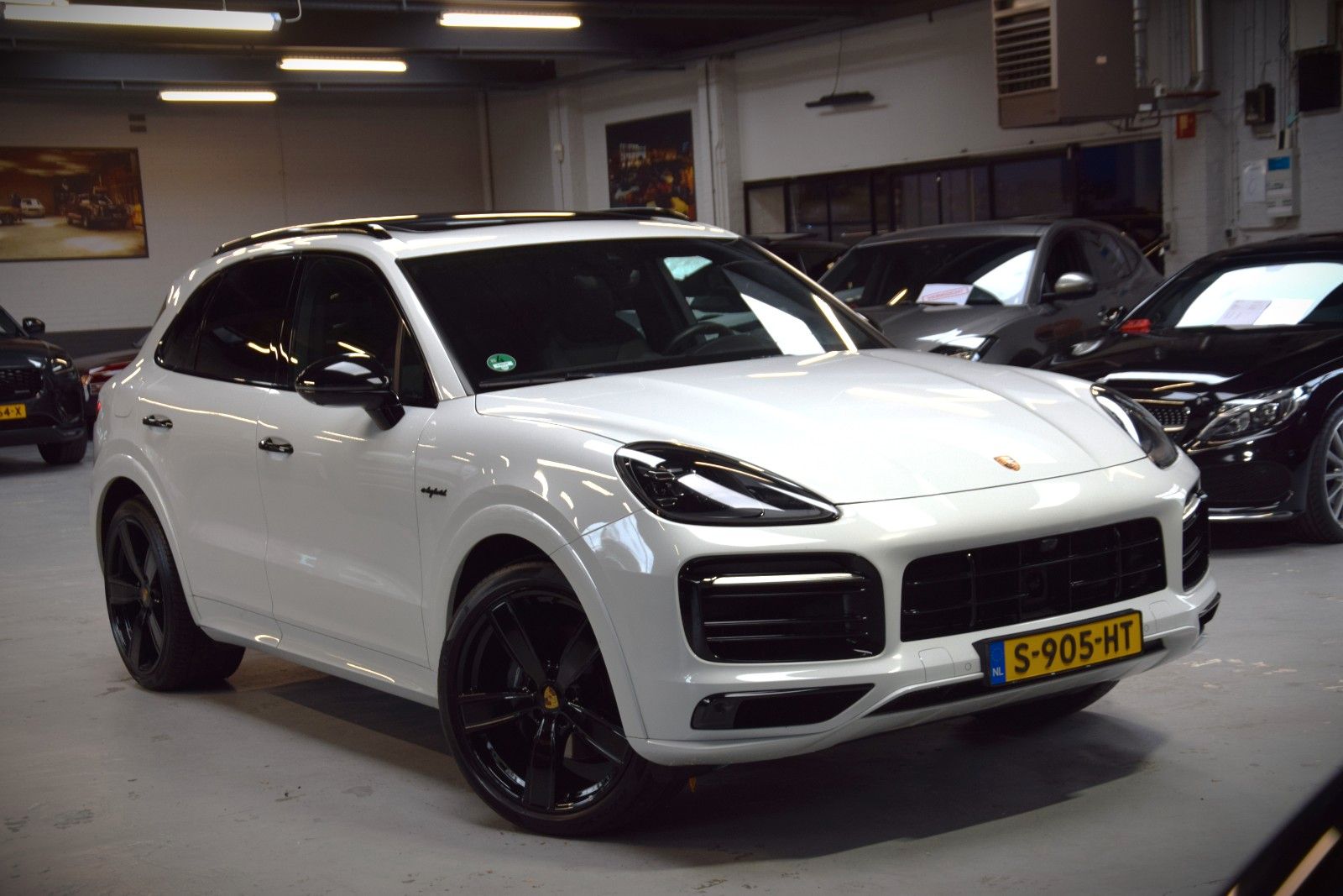 Porsche 1-hd Cayenne E-Hybrid Sport Design Pano ACC VOLL
