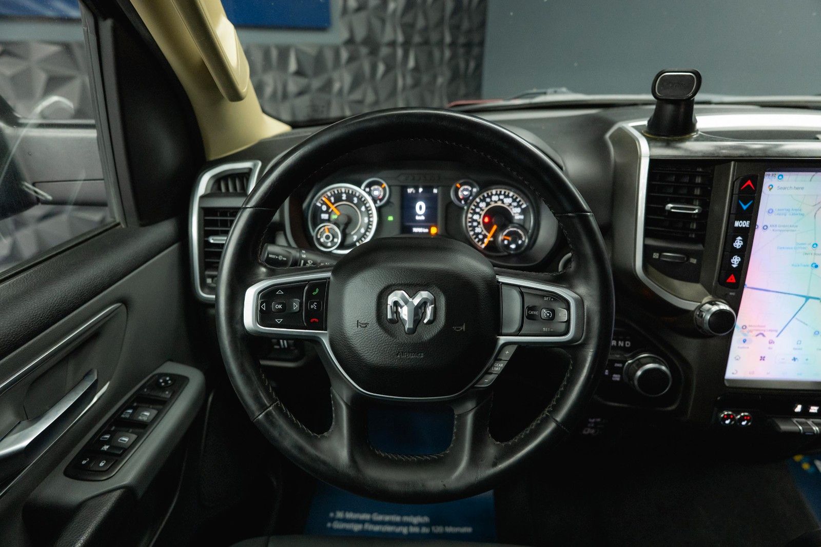 Fahrzeugabbildung Dodge RAM 5.7 V8 HEMI 4x4 OFFROAD Night Limited 19%