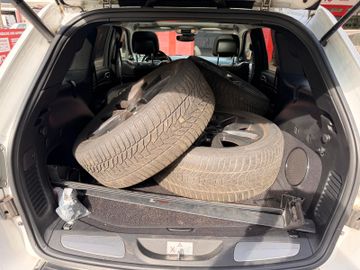 Jeep Grand Cherokee - 5