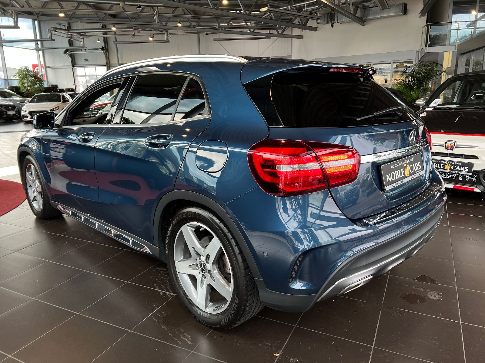 Fahrzeugabbildung Mercedes-Benz GLA 250 AMG Line ACC LED NAVI