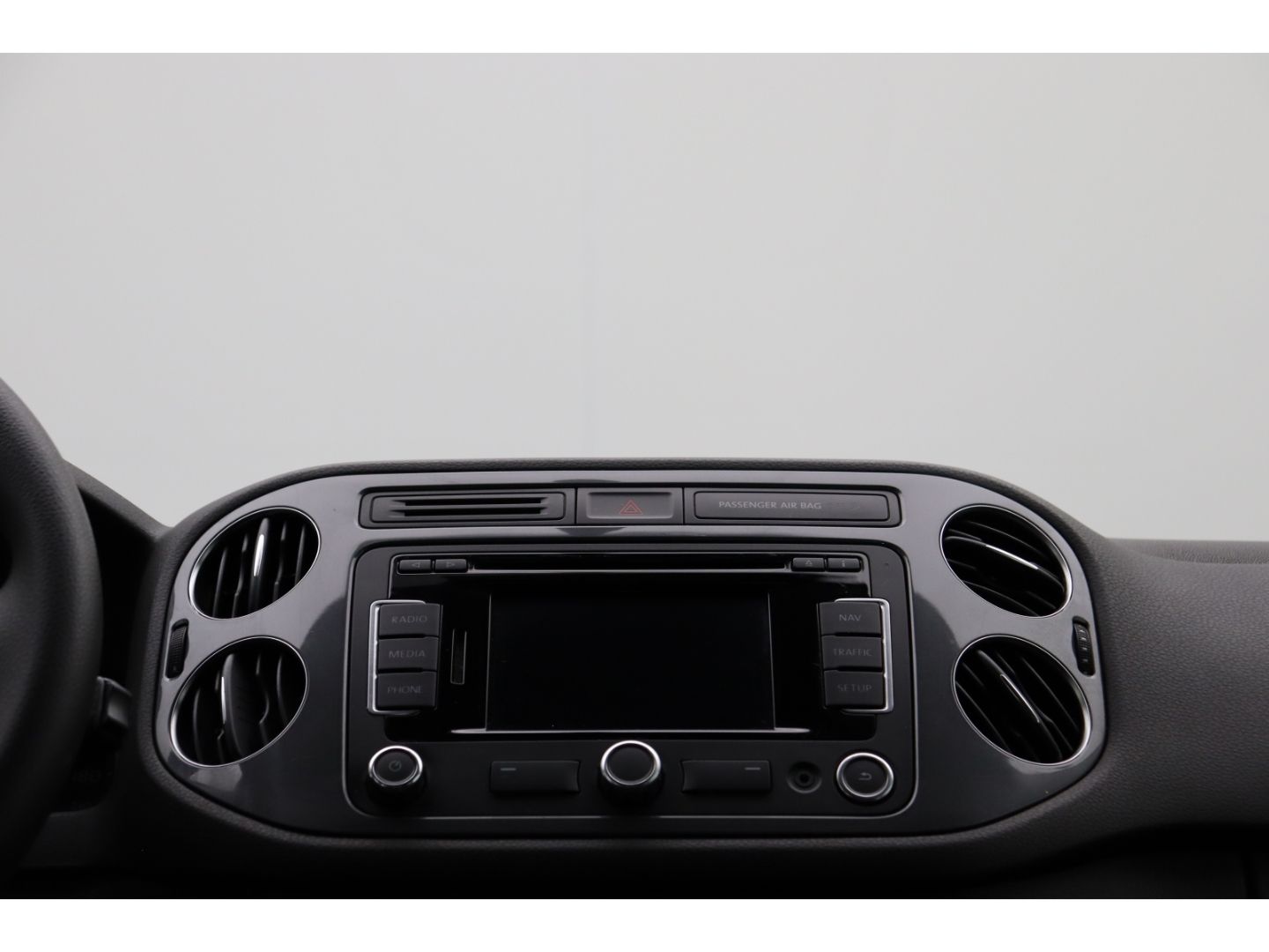 Fahrzeugabbildung Volkswagen Tiguan 2.0 TDI DSG 4Motion Trend & Fun AHK Xenon