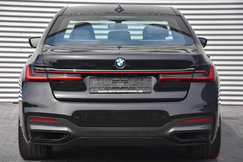 BMW 730