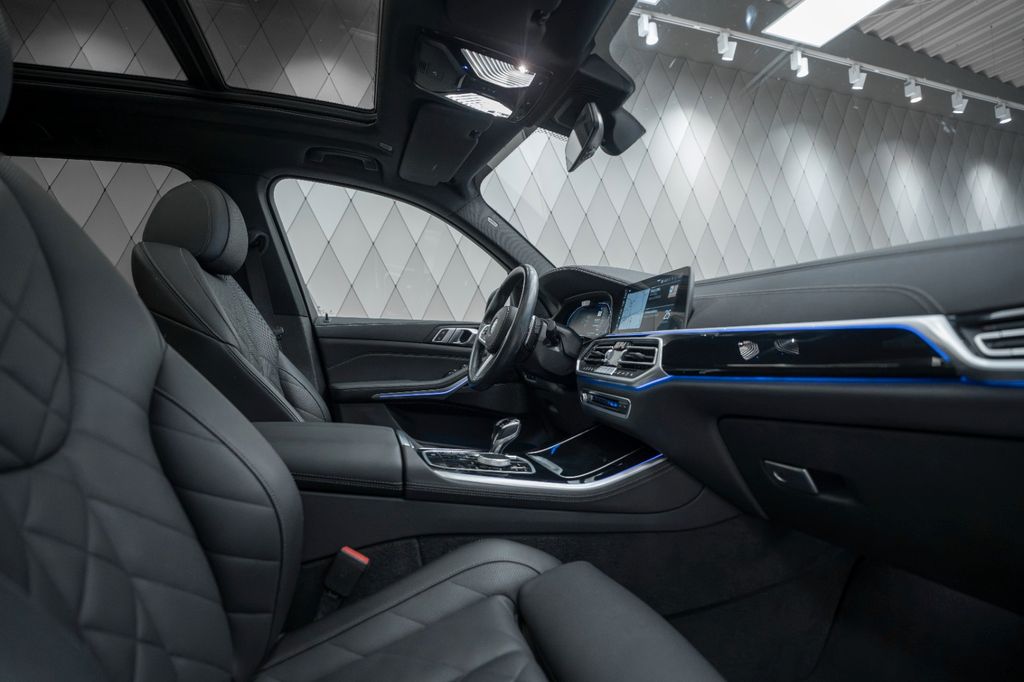X5 xDrive40d BLACK/BLACK PANORAMIC M PACKAGE - Bild 15