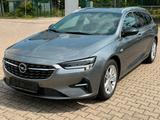 Opel Insignia B Sports Tourer Elegance - Opel Insignia: Elegance