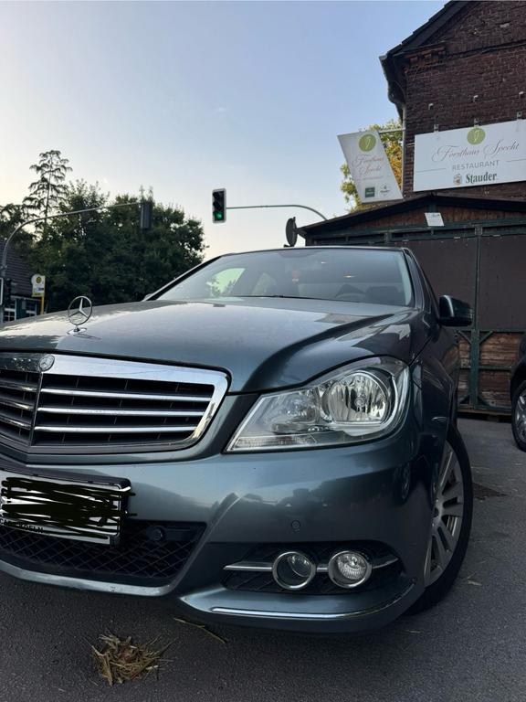 Mercedes-Benz C 200