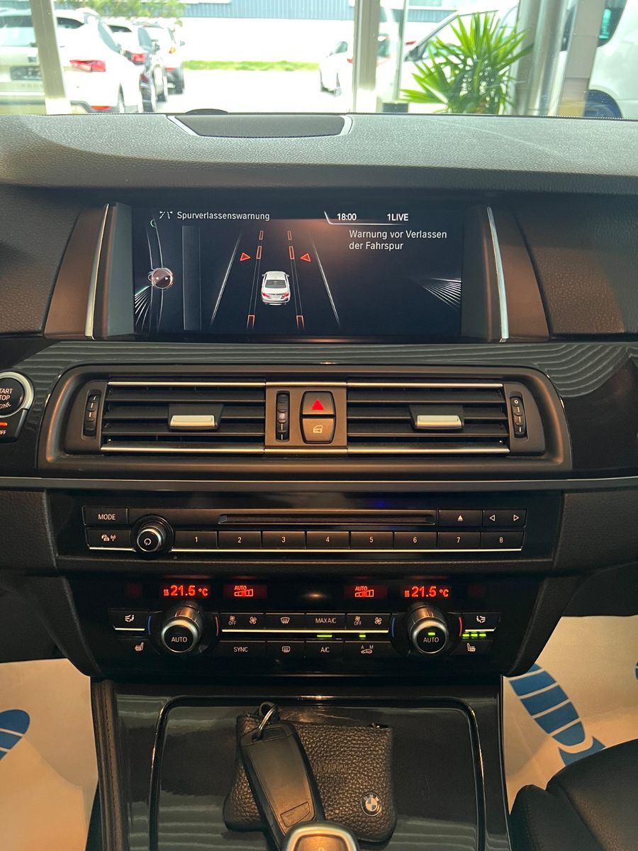 Fahrzeugabbildung BMW 530 5 Lim. M SPORT PAKET * LCI * HEAD-UP*