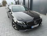 Mercedes-Benz E 200 4MATIC Autom. | Pano | Widescreen - Mercedes-Benz E 200 mit Benzin-Antrieb: Leder, Schiebedach