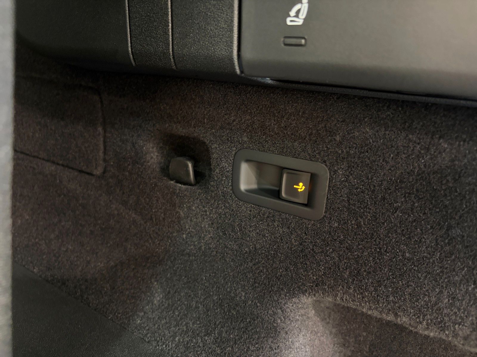 Fahrzeugabbildung SKODA Kodiaq Selection / 7Si / AHK / Matrix / 360°