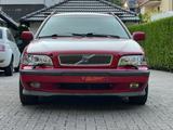 Volvo V40 T4 - technisch top, 200 PS, TÜV 07/27 - rote Volvo V40