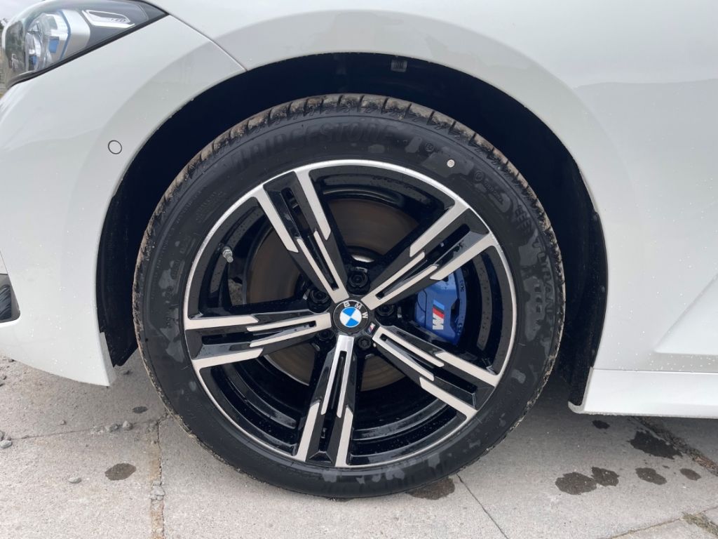 BMW 320 d xDrive Touring M Sport AHK 360Kam HUD HiFi foto 3