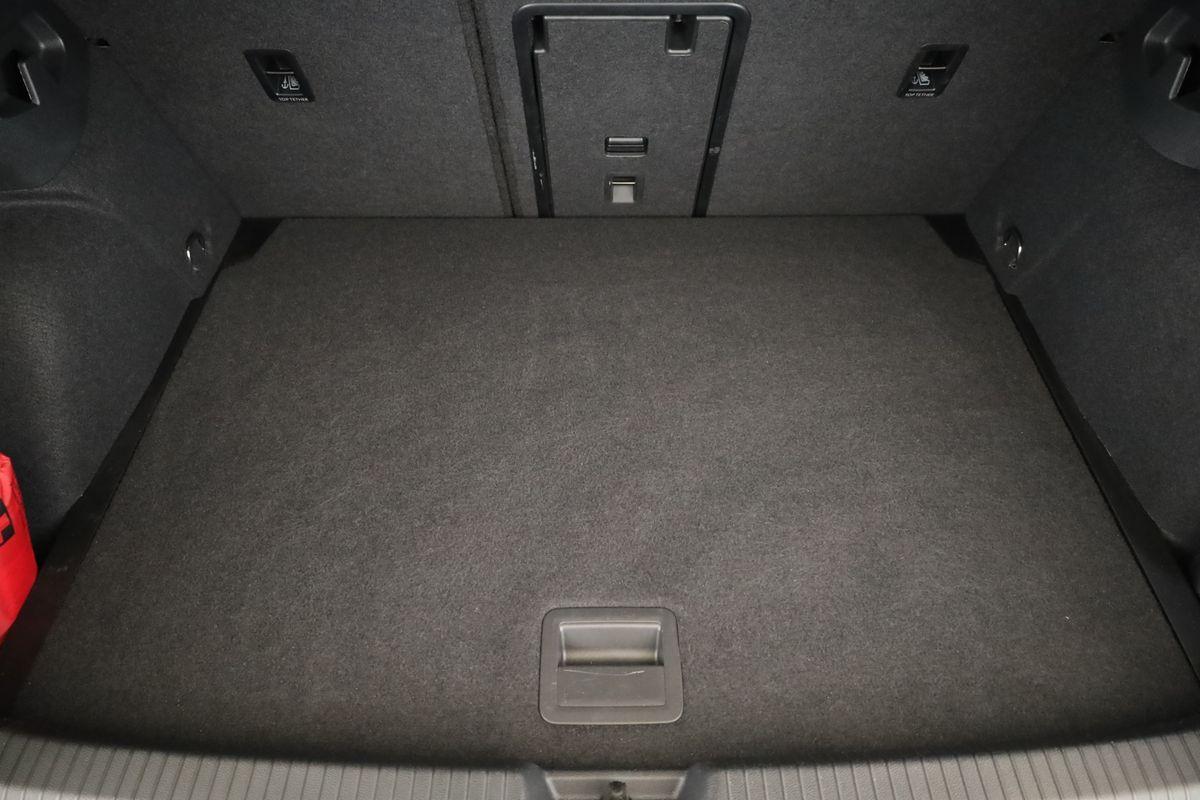 Volkswagen Golf 2.0 TDI DSG Life LED Digi App SHZ ACC Kam, миниатюра 10