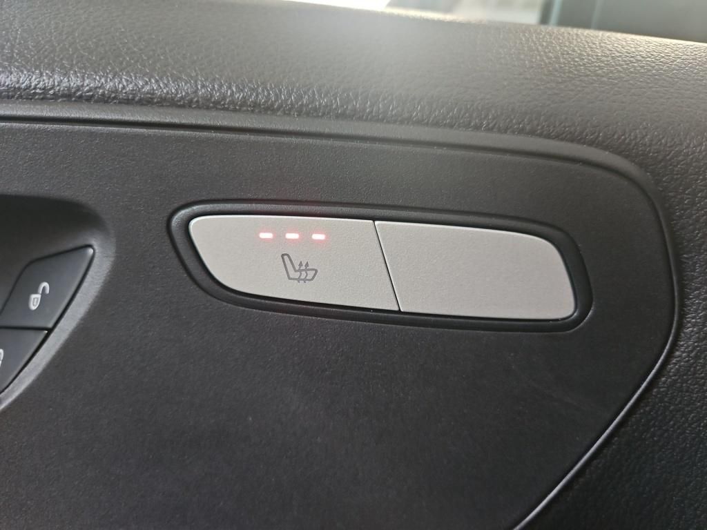 Fahrzeugabbildung Mercedes-Benz Vito 116 Kasten lang MBUX neues Modell 2xSHZ