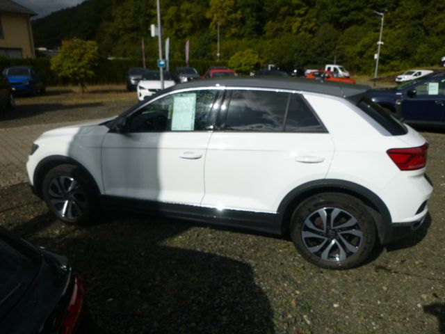 T-Roc Active *8fach bereift