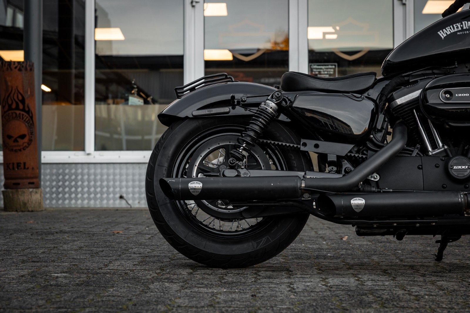 Fahrzeugabbildung Harley-Davidson XL1200X SPORTSTER FORTY-EIGHT - PENZL AUSPUFF -