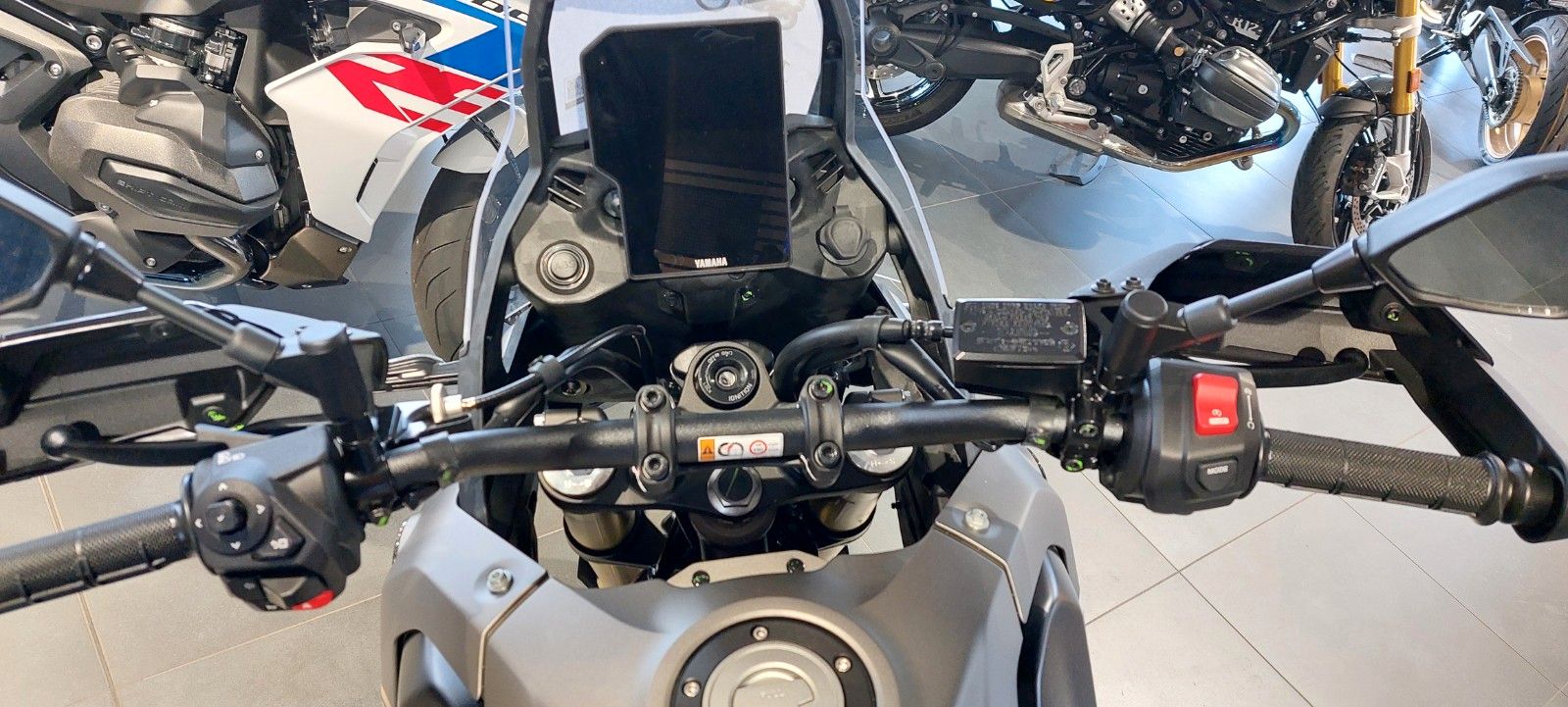 Fahrzeugabbildung Yamaha XTZ 700 Low ( tief)  25   + 5 Jahre Garantie