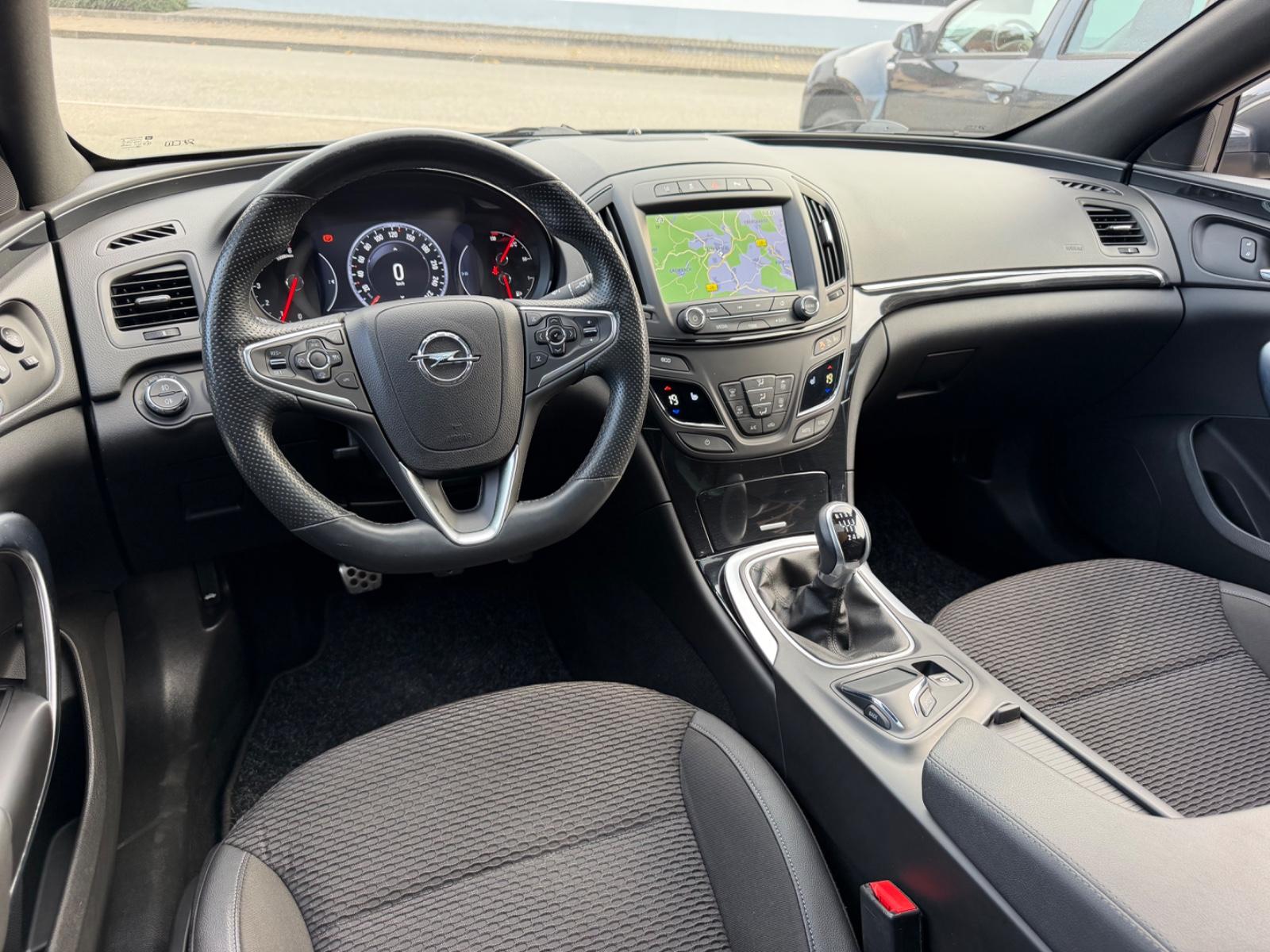 Opel Insignia OPC Line *ACC*KAMERA*NAVI*XENON*GSD*AHK