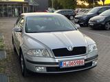 Skoda Octavia 1.6 Lim. TÜV NEU/KLIMA/SHZ/96.000KM - Skoda Octavia: 1.6