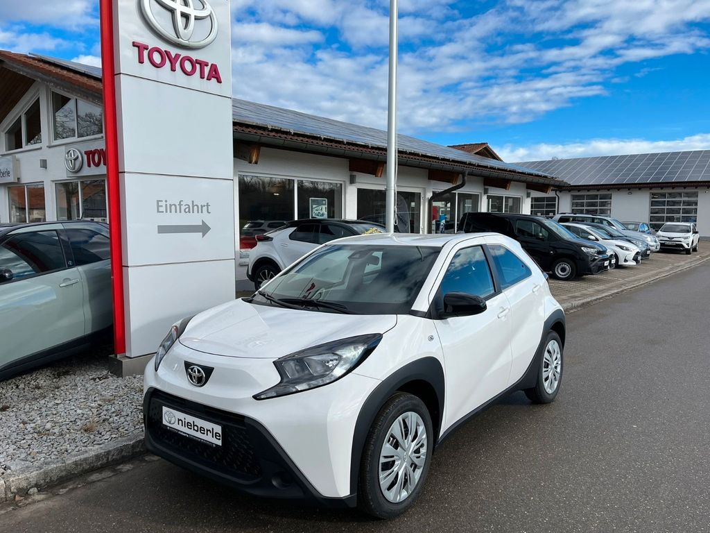 Image of Toyota Aygo (X)