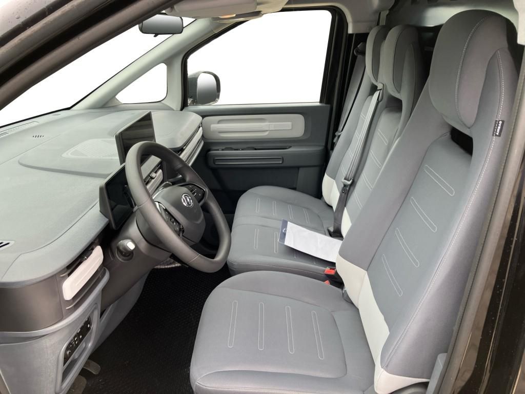 Fahrzeugabbildung Maxus eDeliver 5 PV E L1H1 Aut. FWD *PDC*SpurH*360*LED