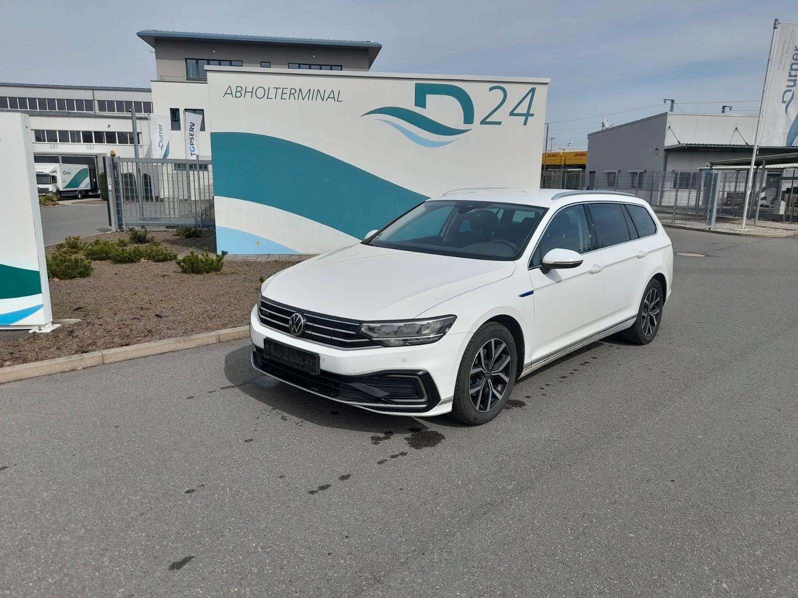 Volkswagen Passat Variant GTE LED NaVi 1 Hand