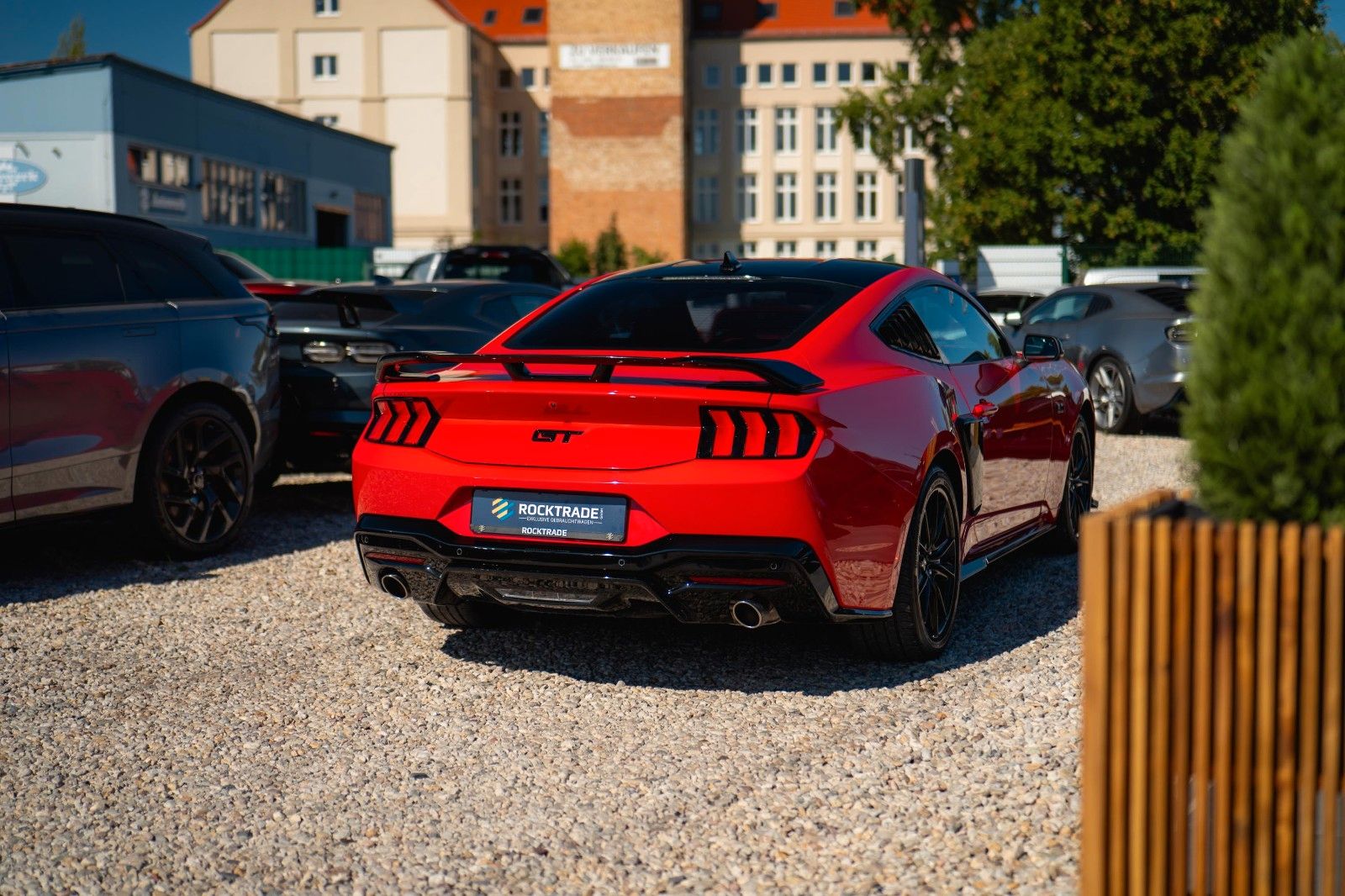 Fahrzeugabbildung Ford Mustang Fastback 5.0 TiVCT V8 Dark Horse PREMIUM