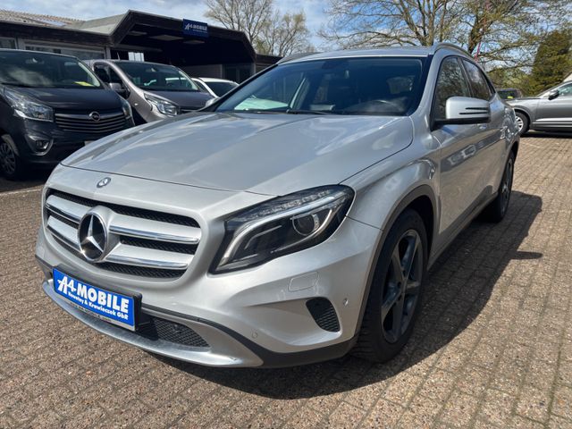 MERCEDES-BENZ GLA 220 CDI Aut Navi Teilleder Kamera AHK SHZ