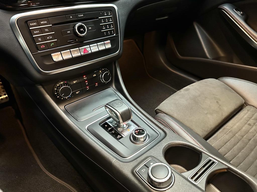 Mercedes-Benz CLA 45 AMG