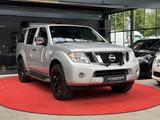 Nissan Pathfinder 2.5 dCi XE 4x4 / KILMA / LED / AHK / - Nissan Pathfinder: 2.5